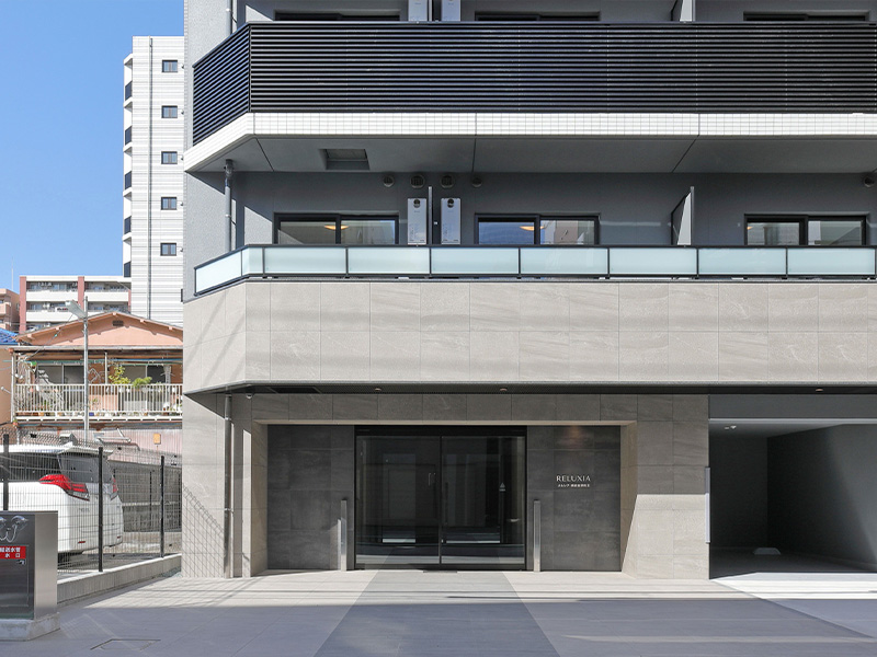 RELUXIA横濱吉野町Ⅲ　エントランス